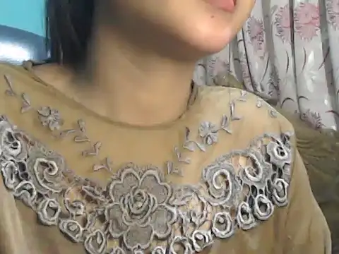 Snapshot of NancyRuvi chatting on 01.25.25 NancyRuvi online show from 01.25.25