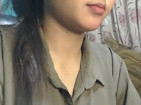 Snapshot of NancyRuvi chatting on 01.26.25 NancyRuvi online show from 01.26.25