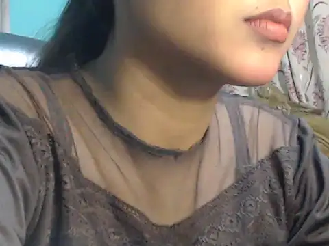 Snapshot of NancyRuvi chatting on 01.27.25 NancyRuvi online show from 01.27.25