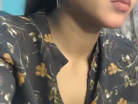 Snapshot of NancyRuvi chatting on 01.28.25 NancyRuvi online show from 01.28.25