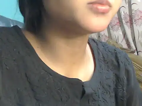 Snapshot of NancyRuvi chatting on 02.10.25 NancyRuvi online show from 02.10.25