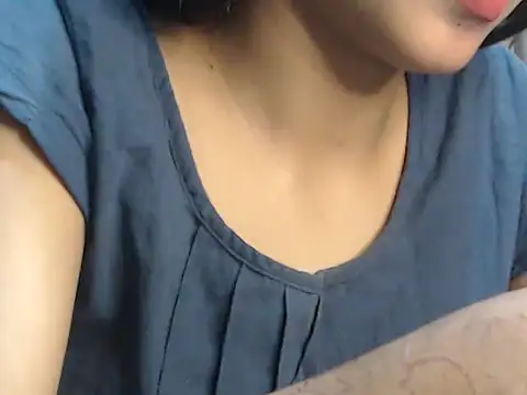 Snapshot of NancyRuvi chatting on 02.27.25 NancyRuvi online show from 02.27.25