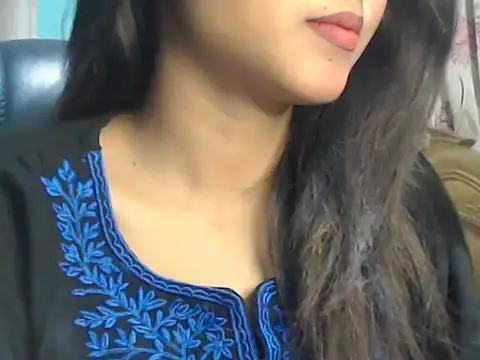 Snapshot of NancyRuvi chatting on 02.28.25 NancyRuvi online show from 02.28.25