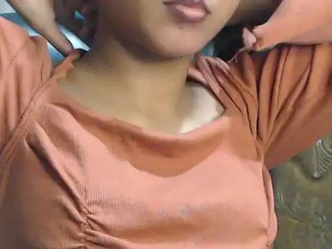 Snapshot of NancyRuvi chatting on 03.01.25 NancyRuvi online show from 03.01.25