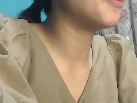 Snapshot of NancyRuvi chatting on 03.04.25 NancyRuvi online show from 03.04.25