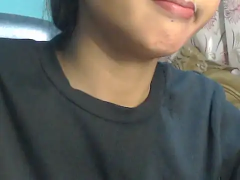 Snapshot of NancyRuvi chatting on 03.10.25 NancyRuvi online show from 03.10.25