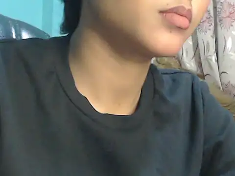 Snapshot of NancyRuvi chatting on 03.20.25 NancyRuvi online show from 03.20.25