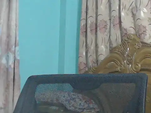 Snapshot of NancyRuvi chatting on 11.21.25 NancyRuvi online show from 11.21.25