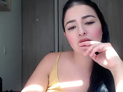 Aleska  Bell online show from 09.23.25