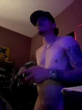 Snapshot of Jbizzle247 chatting on 12.14.25 Jbizzle247 online show from 12.14.25