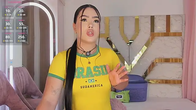 sophy champagne online show from 06.25.26