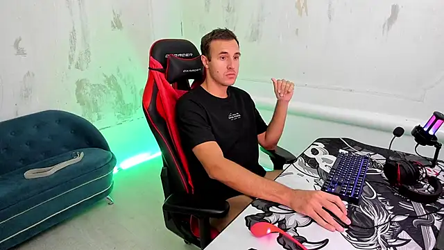 Raamoss online show from 03.20.25