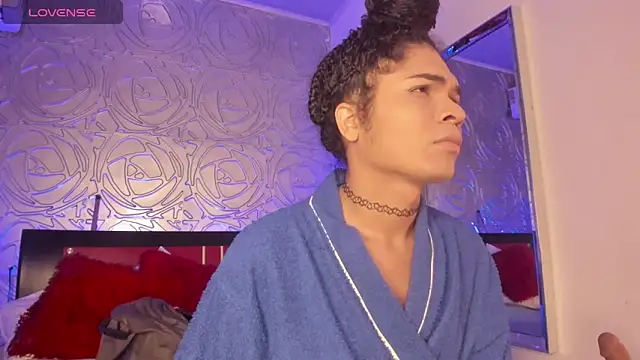 Snapshot of vennus1_ chatting on 02.19.25 vennus1 online show from 02.19.25