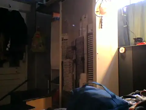 Snapshot of Slutviki69 chatting on 03.27.26 Slutviki69 online show from 03.27.26