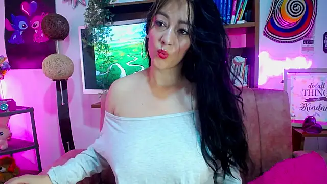 CiaraaSweet online show from 04.30.26