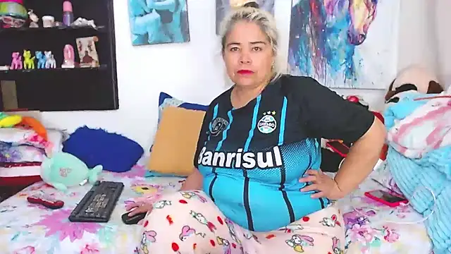 estrellita fugaz16x online show from 02.19.25