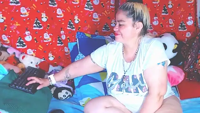 estrellita fugaz16x online show from 02.12.26