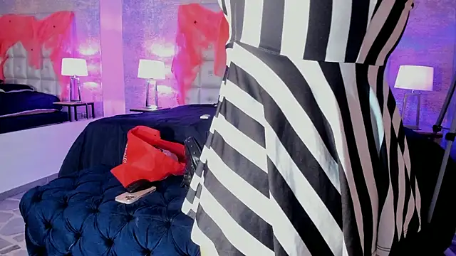 Maddysex  online show from 10.30.25