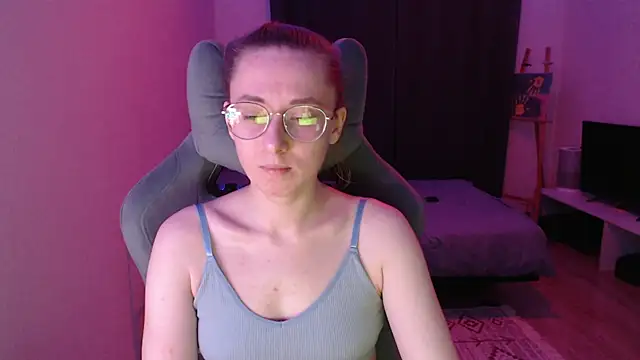 AnabelFrel online show from 11.06.25