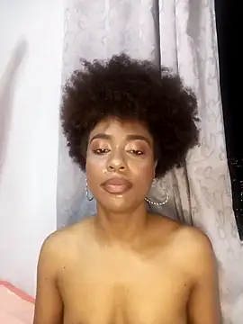 thaimy  online show from 10.16.25