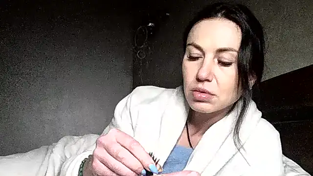 Snapshot of JulianaGold1 chatting on 01.31.26 JulianaGold1 online show from 01.31.26