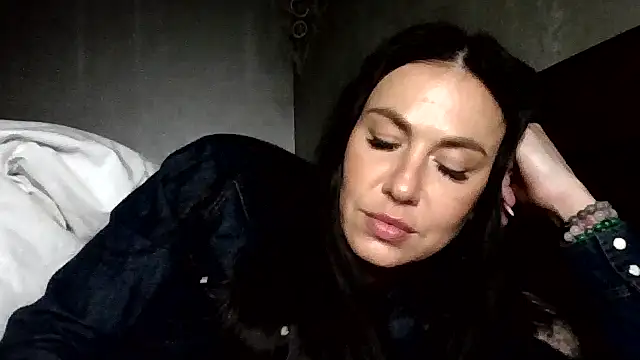 JulianaGold1 online show from 05.03.26