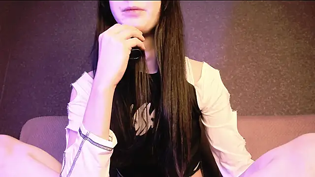 Snapshot of Alice__Aris chatting on 12.06.24 Alice Aris online show from 12.06.24