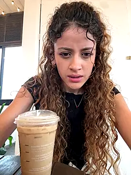 Snapshot of alana15 chatting on 11.27.25 alana15 online show from 11.27.25