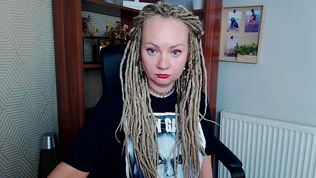 Snapshot of KayaMagic chatting on 12.03.25 KayaMagic online show from 12.03.25