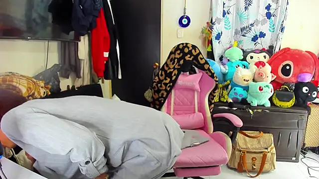 Lawrncesofiets online show from 02.14.25