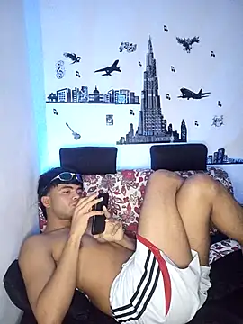 Snapshot of pinedasex777 chatting on 03.06.25 pinedasex777 online show from 03.06.25