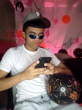 Snapshot of pinedasex777 chatting on 10.08.25 pinedasex777 online show from 10.08.25