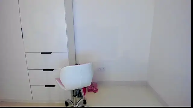 MiaStripDance online show from 03.12.26