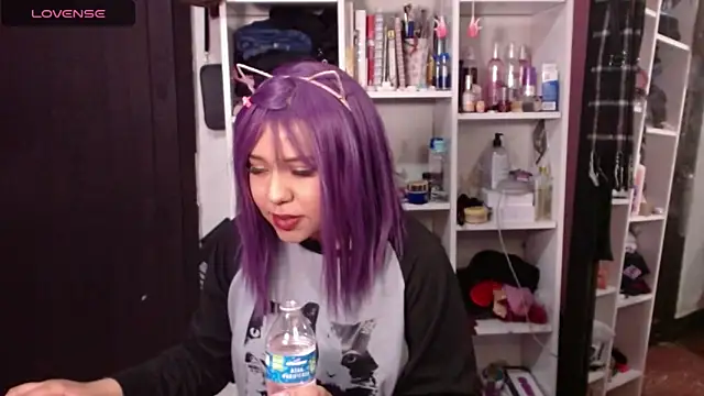 lil daisy7 online show from 01.14.25