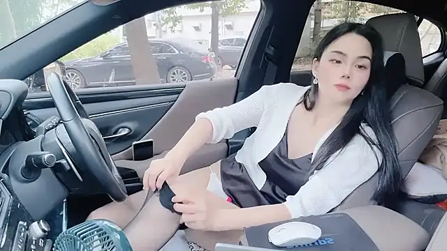 Snapshot of orla2021 chatting on 12.12.24 orla2021 online show from 12.12.24