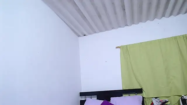 Snapshot of sexxy_ticki chatting on 12.13.24 sexxy ticki online show from 12.13.24