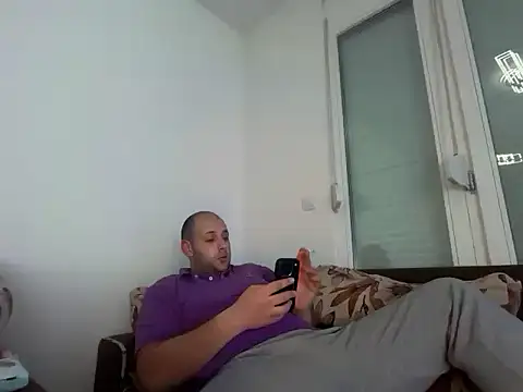 Snapshot of Flakka95 chatting on 02.01.26 Flakka95 online show from 02.01.26