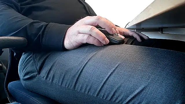 69bezfleku online show from 11.18.25