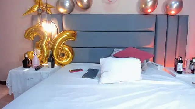 Snapshot of AGATHAA_WHITE chatting on 02.28.25 AGATHAA WHITE online show from 02.28.25