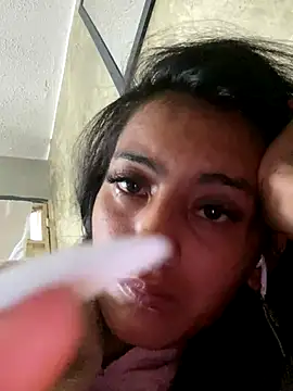 skinny Yizz online show from 12.04.24