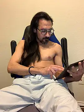 Youreherewithme online show from 01.14.25