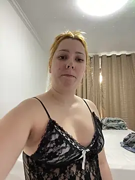 Snapshot of Patriciamoura69 chatting on 02.26.25 Patriciamoura69 online show from 02.26.25