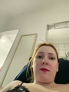 Snapshot of Patriciamoura69 chatting on 02.26.25 Patriciamoura69 online show from 02.26.25