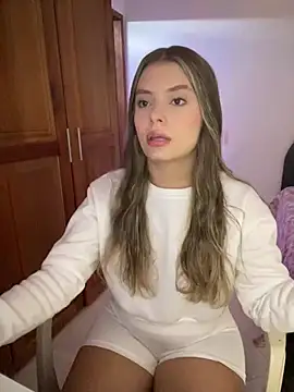 Snapshot of Miss_valeriaa chatting on 03.19.25 Miss valeriaa online show from 03.19.25