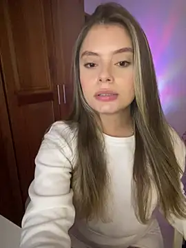 Snapshot of Miss_valeriaa chatting on 03.19.25 Miss valeriaa online show from 03.19.25