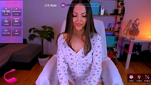 Snapshot of Teylor_Fly chatting on 01.05.25 Teylor Fly online show from 01.05.25