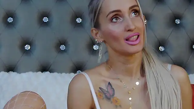 IsabelleEthan online show from 03.08.25