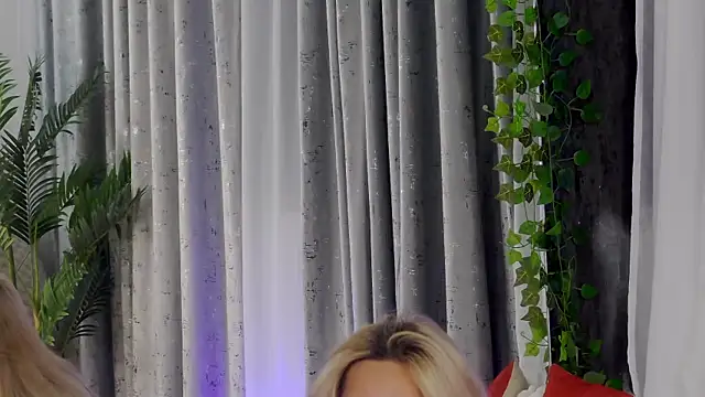 IsabelleEthan online show from 11.05.25