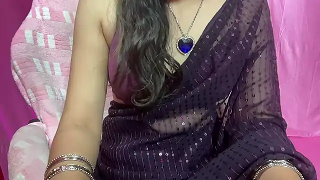 Queen Angelena online show from 01.15.25