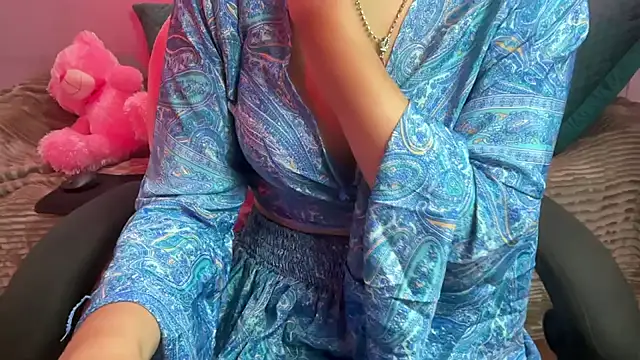 Queen Angelena online show from 05.02.26